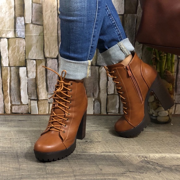 Shoes - TAN LACE UP CHUNKY PLATFORM ANKLE